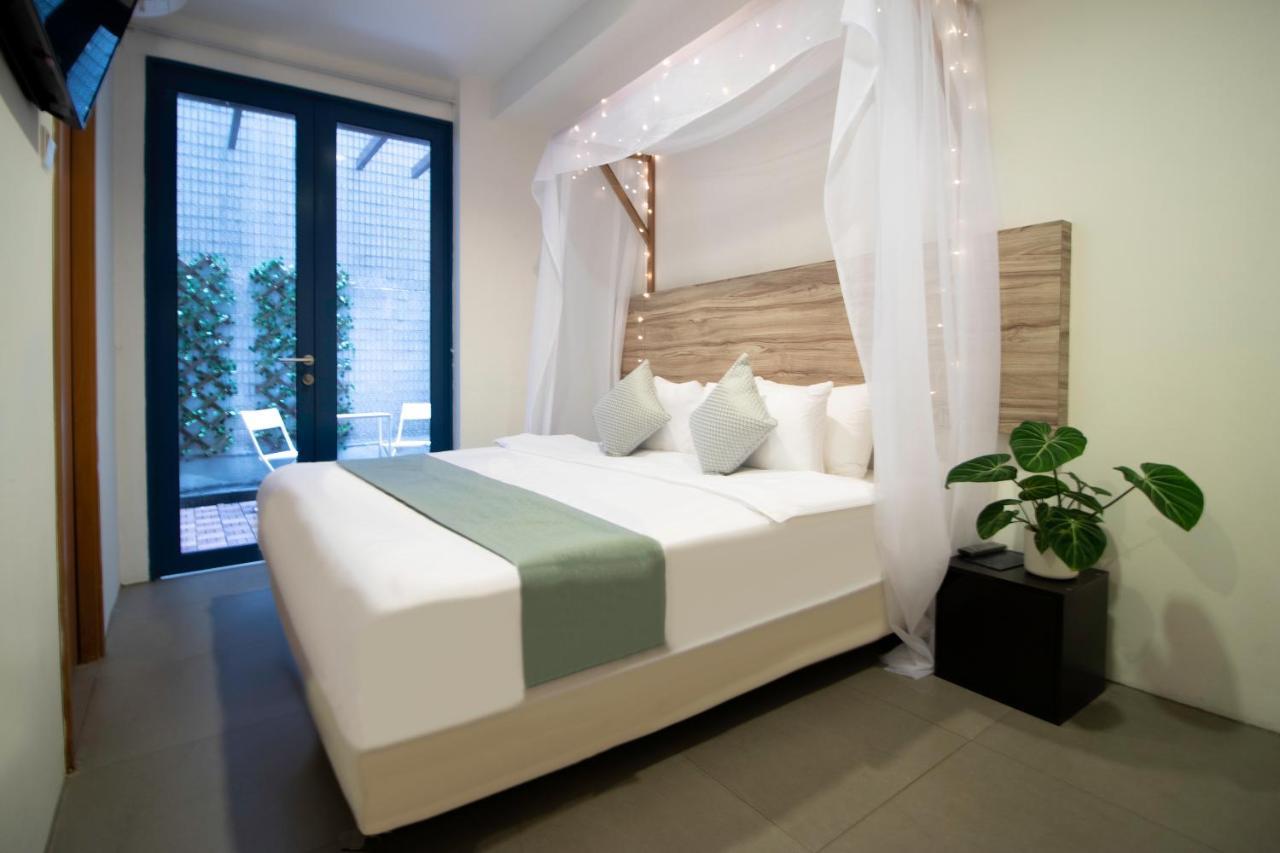 Victoria Hotel A Nuve Group Collection Singapore Exterior photo