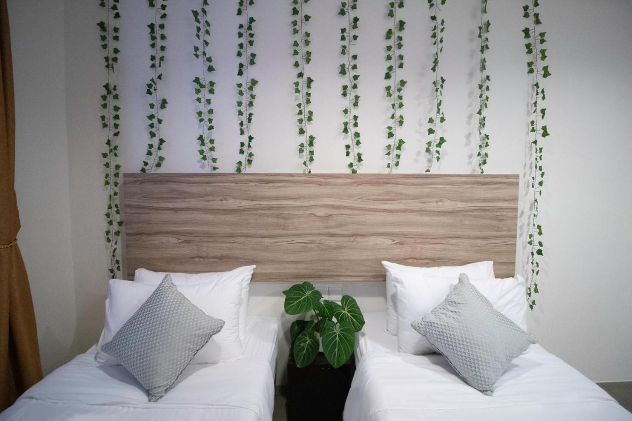 Victoria Hotel A Nuve Group Collection Singapore Exterior photo